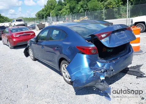 2018 Mazda Mazda3 Sport из США, поврежденный, VIN 3MZBN1U72JM216774
